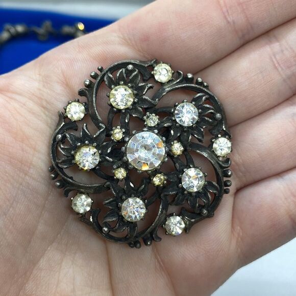 ⭐️ 💛 Coro 1940s Crystal Complete Set - Picture 2 of 9